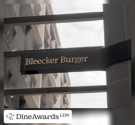 Exterior - Bleecker Burger Bloomberg