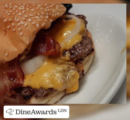 Hamburger - Bleecker Burger Westfield