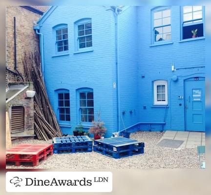 Photo - Blue House Yard