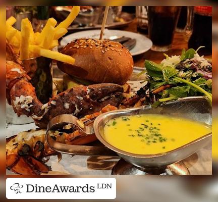 Dishes - Burger & Lobster