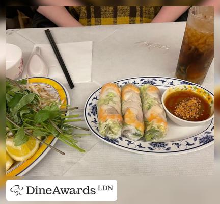 Spring rolls - Cafe East Pho