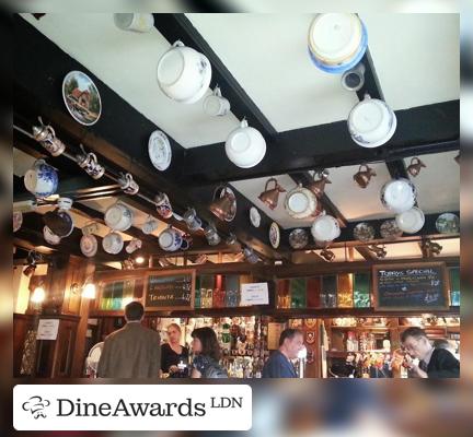 Bar counter - Cheshire Cheese