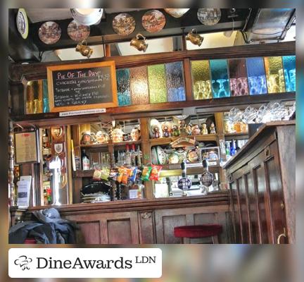 Bar counter - Cheshire Cheese