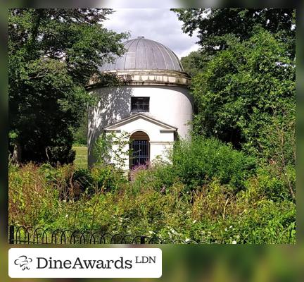 Facade - Chiswick House and Gardens Trust