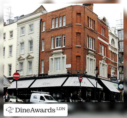 Facade - Côte Covent Garden