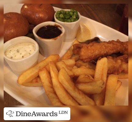 Fish and chips - Earls Court Tavern