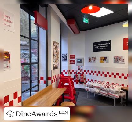 Design - Five Guys Brixton