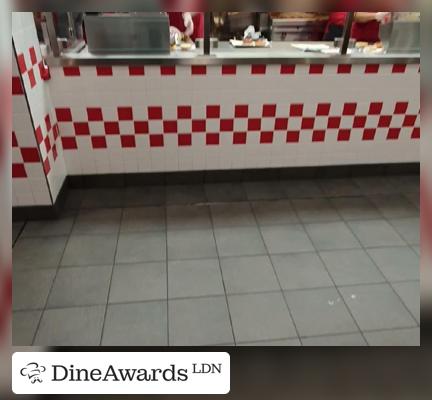 Design - Five Guys Enfield