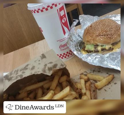 Burger - Five Guys Putney