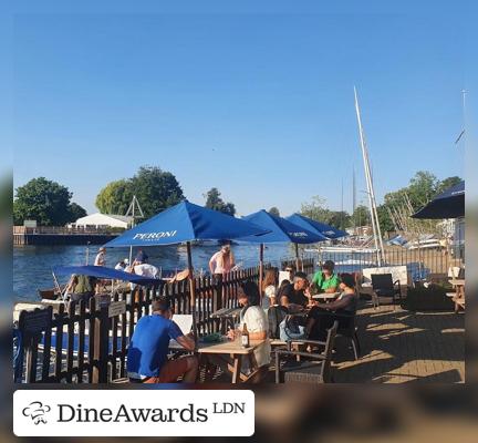 Photo - Harts Boatyard Surbiton