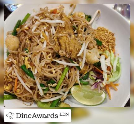 Pad thai - Hilltribe