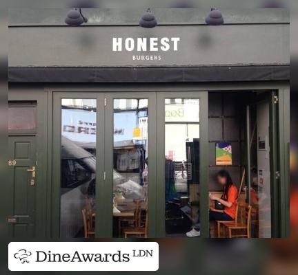 Interior - Honest Burgers Portobello