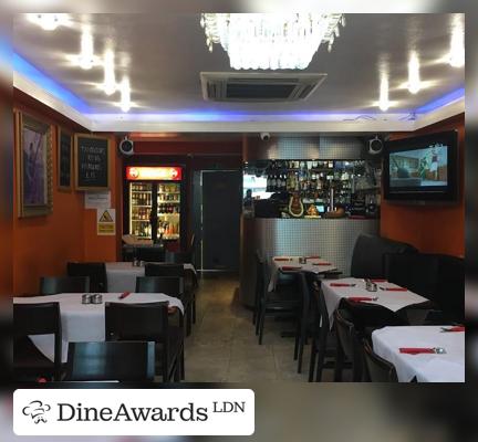 Design - Honey Moon Restaurant - Hounslow