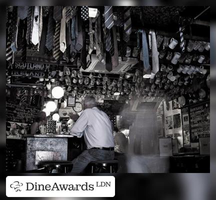 Bar counter - Le Beaujolais