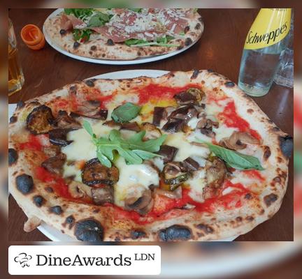 Pizza - L'oro di Napoli Ealing