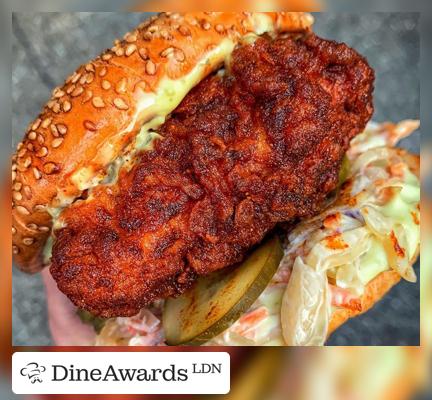 Burger - Louie's Hot Chicken