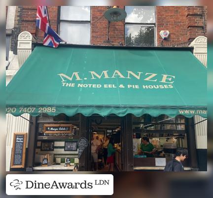 Exterior - Manze's Deptford