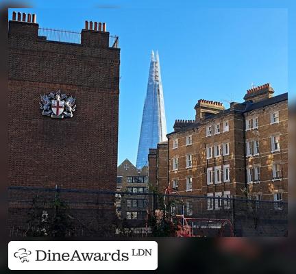 Facade - Mercure London Bridge