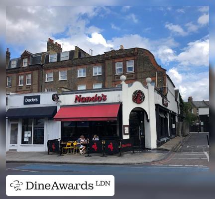 Exterior - Nando's Clapham - High Street