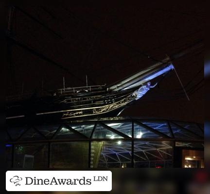 Exterior - Nando's Greenwich - Cutty Sark