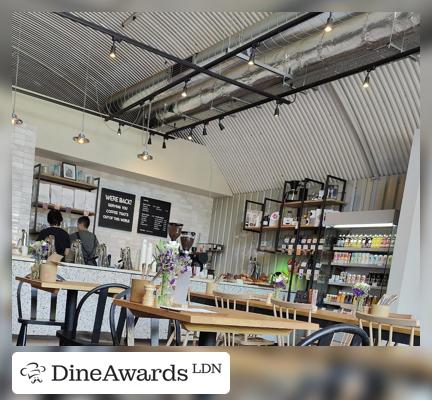 Interior - Origin Coffee (Scoresby Street)