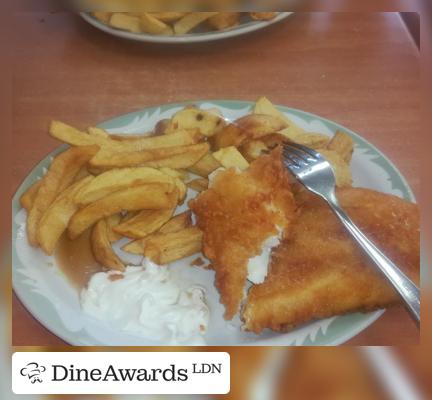 Dishes - Ossie's Fish & Chips