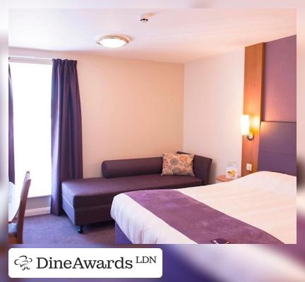 Photo - Premier Inn