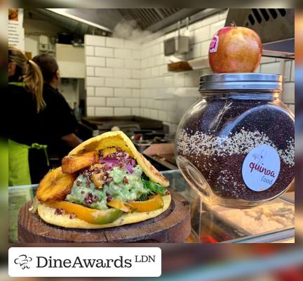 Burger - Quinoa Arepa & Inca Chips