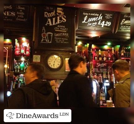 Bar counter - Red Lion