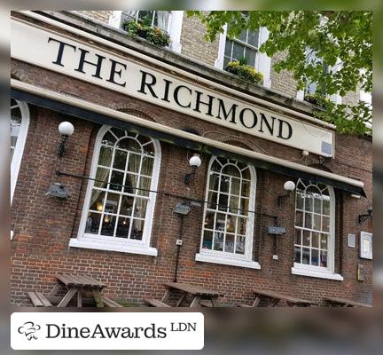 Richmond Arms