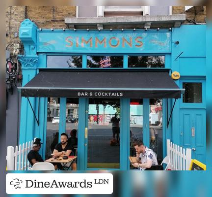 Design - Simmons Bar