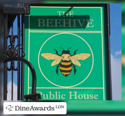 Picture - The Beehive Pub Tottenham