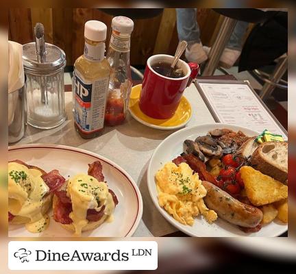 Interior - The Breakfast Club Seven Dials