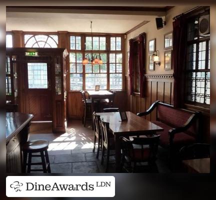 Design - The Castle Inn, Ealing