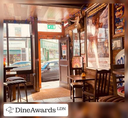 Interior - The Duke's of Highgate