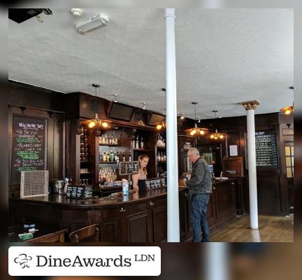 Bar counter - The George & Dragon Fitzrovia