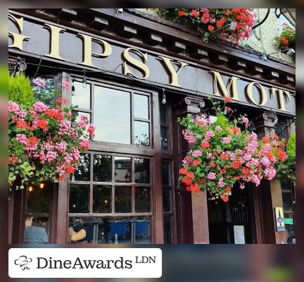 Exterior - The Gipsy Moth