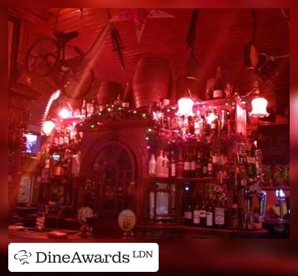 Bar counter - The Hemingford Arms