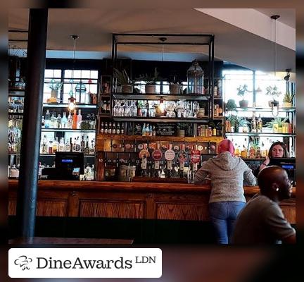 Bar counter - The Hercules, Lambeth