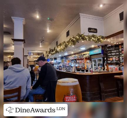 Interior - The Kings Ford - JD Wetherspoon