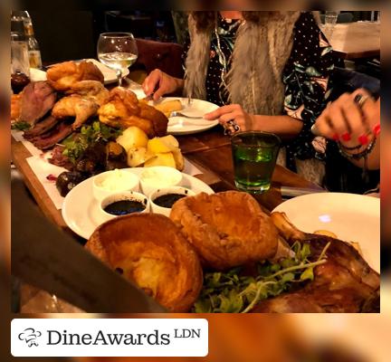 Dining table - The Oak W12