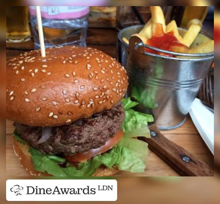 Burger - The Old Crown Public House