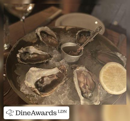 Oysters - The Pelican - Notting Hill