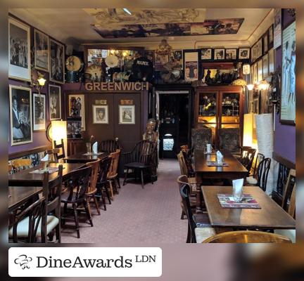 Interior - The Prince of Greenwich Pub