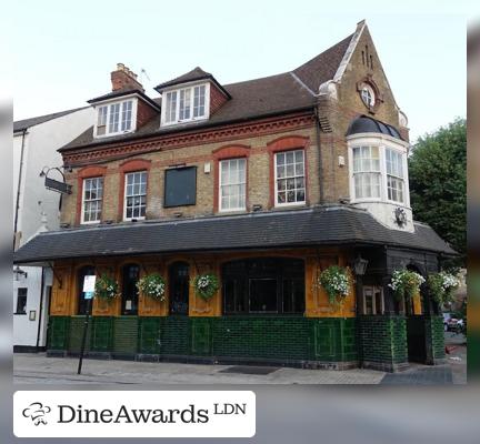 Exterior - The Railway Tavern, Bromley