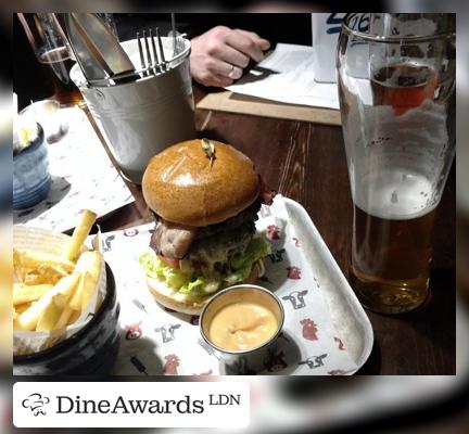 Burger - The Southwark Tavern