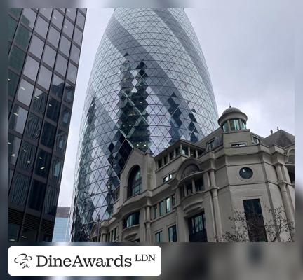 Facade - The Sterling in the Gherkin