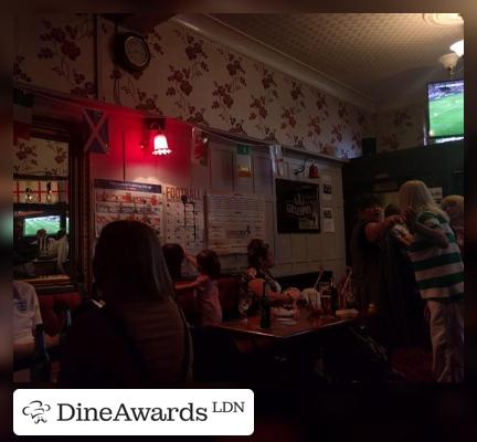 Interior - The Wickham Arms