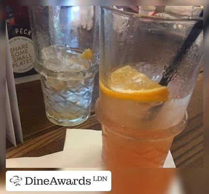 Beverage - The Woodford Bar&Grill