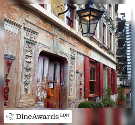 Facade - Wilton's Music Hall